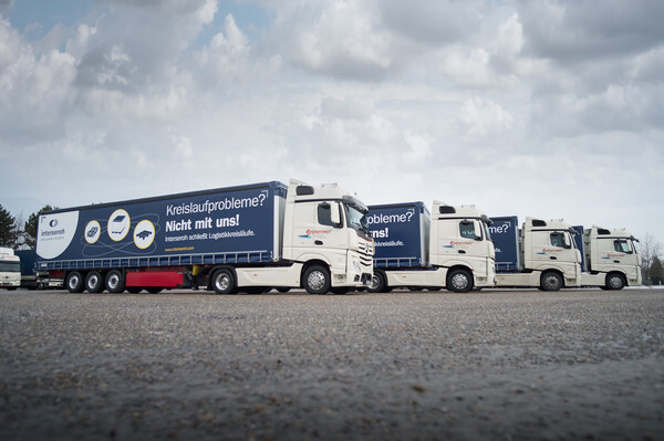 The brand-new semi-trailers with the Interseroh look The brand-new semi-trailers with the Interseroh look