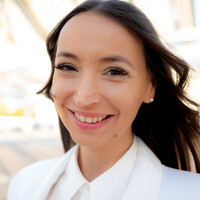 Oana Valerica Lazaroiu