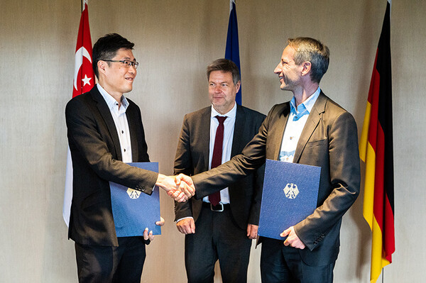 [Translate to English - Englisch:] 