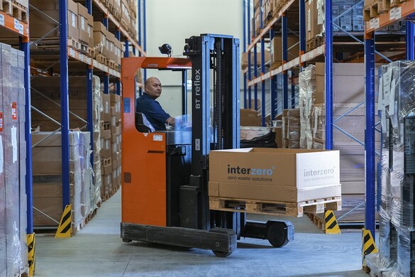 csm_231014-Refurbishment-e-waste-800x533_7dd62b3ee9