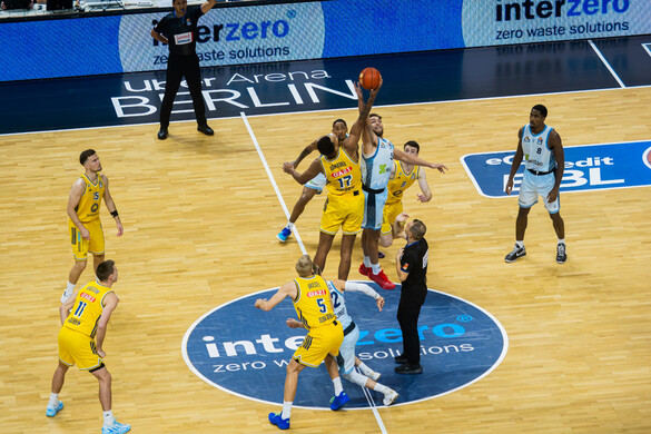 csm_ALBA_BERLIN_Interzero_Hauptsponor_Umweltsponsor_a6a49bc44e
