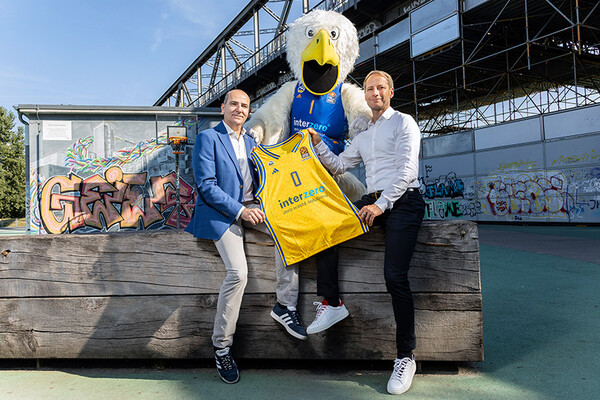 csm_230912-Interzero-Trikot-Schweitzer-Ojeda-800_7b7d13f2fa