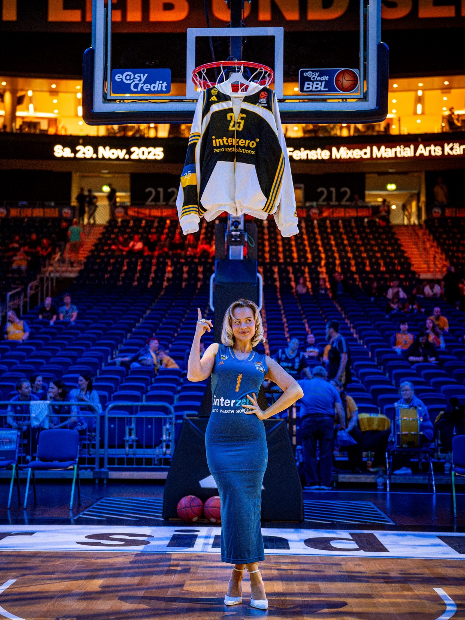 Slider_5_Upcycling_ALBA_BERLIN_Interzero_fioonaax